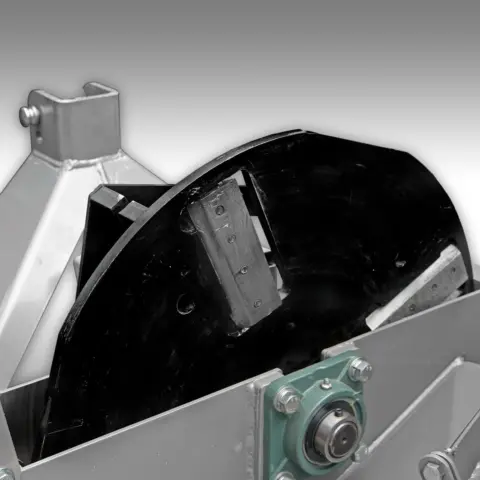 JANSEN BX-42S Zapfwellen-Holzhäcksler für Traktoren