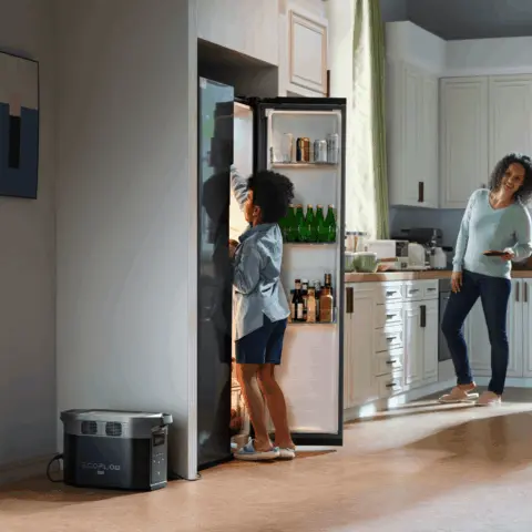 EcoFlow DELTA 2 Max – Powerstation-Set 2.048 Wh mit Mikro-Wechselrichter